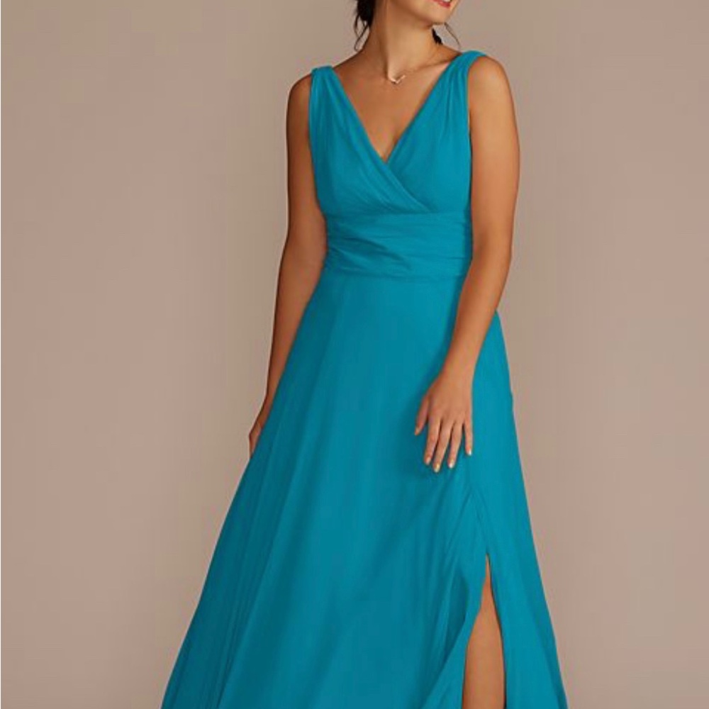 David’s Bridal Chiffon Dress Size 10 Oasis